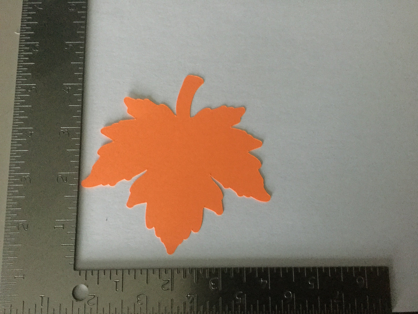 25 Large Fall Leaves Die cuts, 4 inch Orange Leaf Cutout, Large Leaf Confetti, Thanksgiving Decor, Thankful Tree, Autumn Leaves