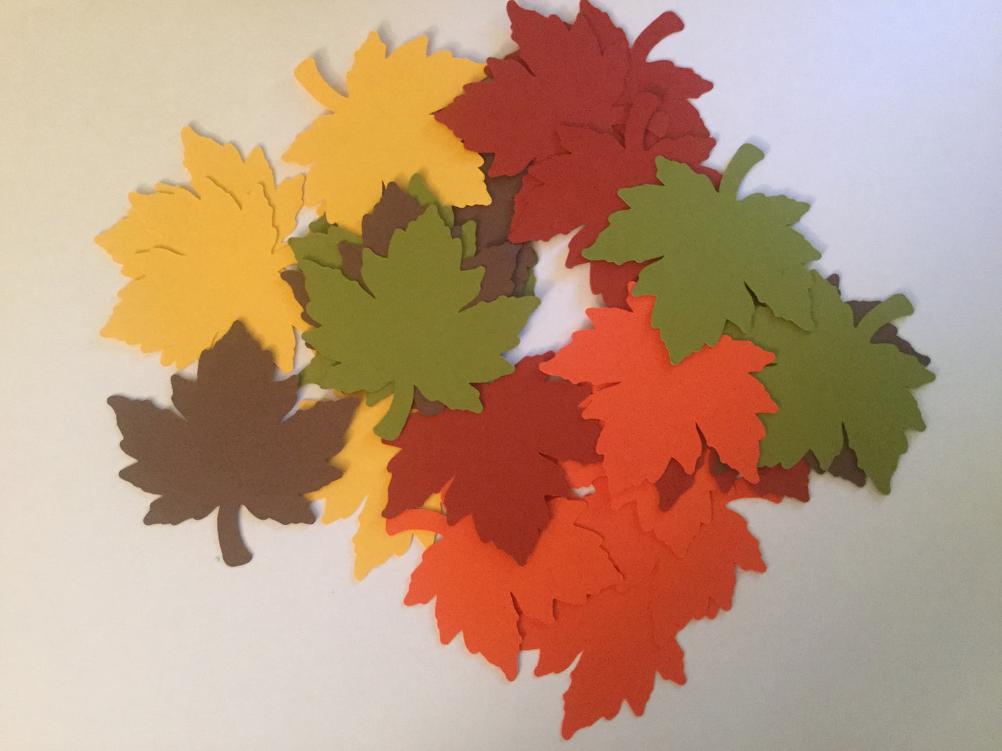 50 Fall Leaves Die cuts, 2 1/2 inch Leaf Cutout, Large Leaf Confetti, Thanksgiving Decor, Cupcake Topper, Leaf Paper Piecing, Autumn Leaves