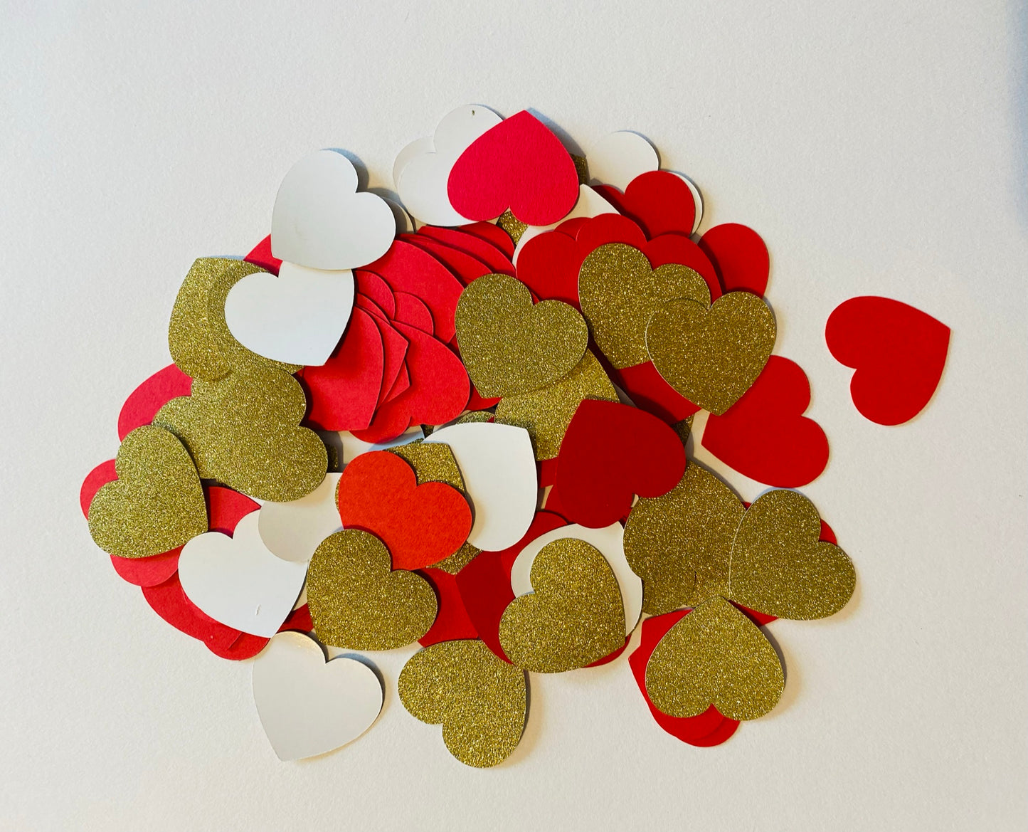 Red Gold Heart Confetti, Valentine Confetti, Heart Cut Out, Heart Die Cuts, Valentine Party Confetti, Wedding Confetti